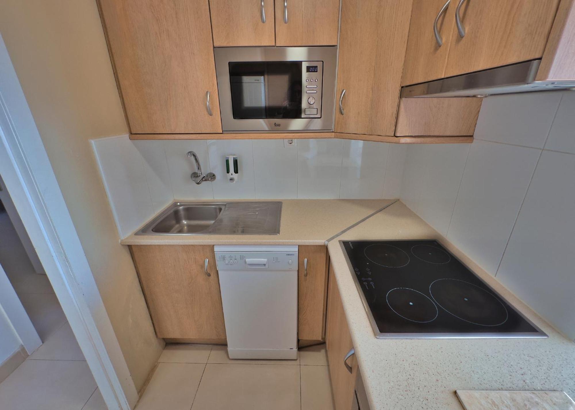 Apartment Skol 933 Fantastic Two Bedrooms On The 9th Floor With Amazing Sea Views *